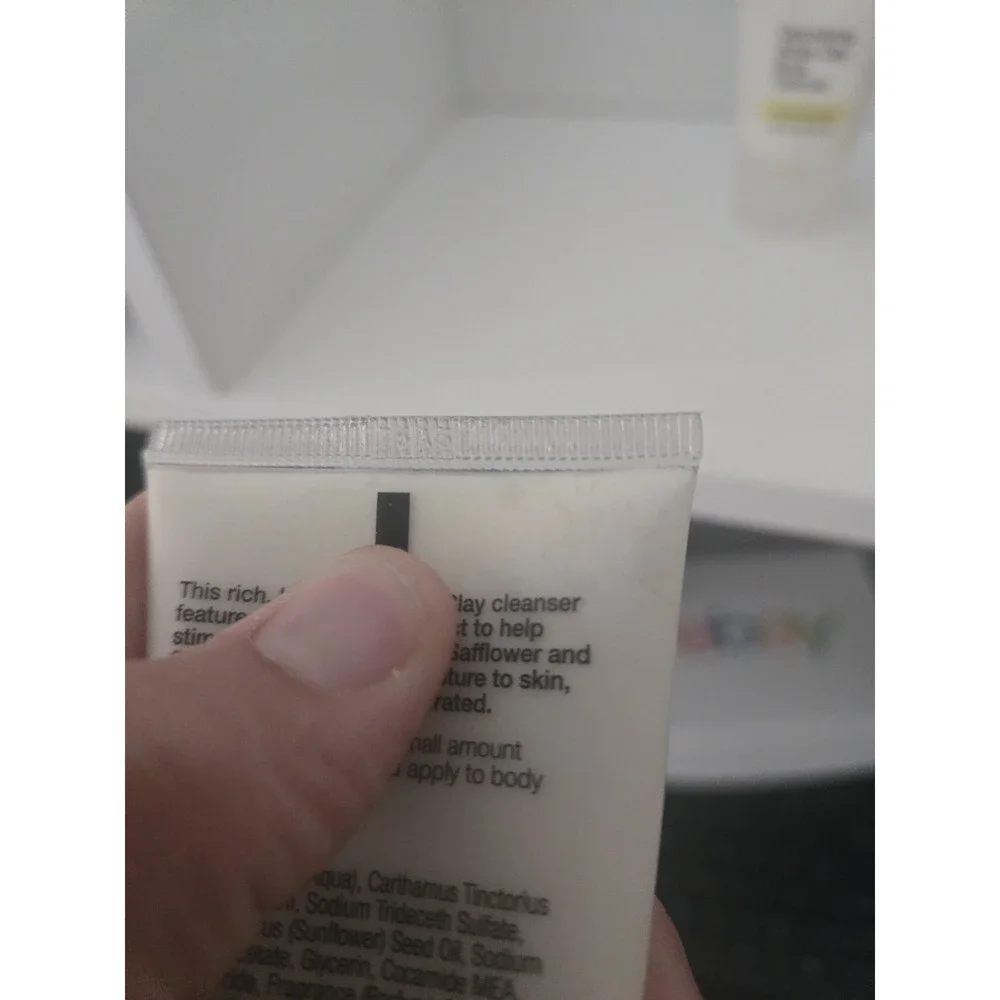 5 Murad Detoxifying White Clay Body Cleanser 2.0 fl oz Exp 1/2028 Stocking Stuff
